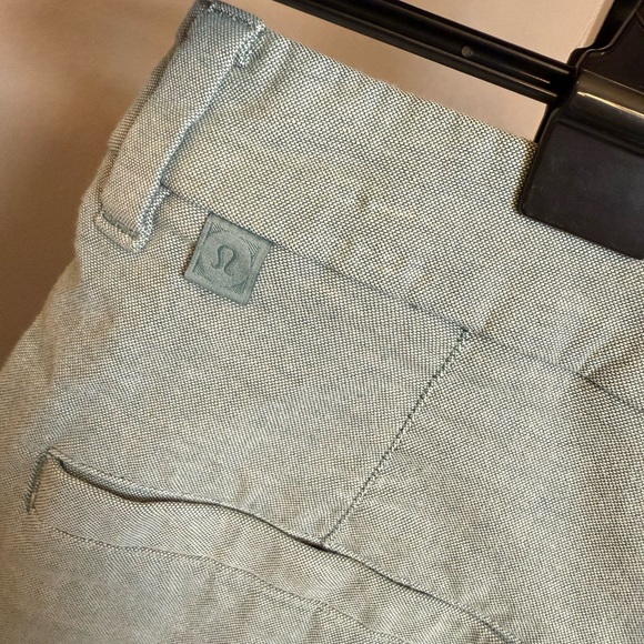 Lululemon Commission Shorts - Picture 2 of 4
